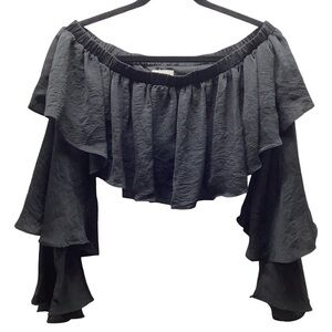 The Sang Size Large Black Off The Shoulder Top. Preloved